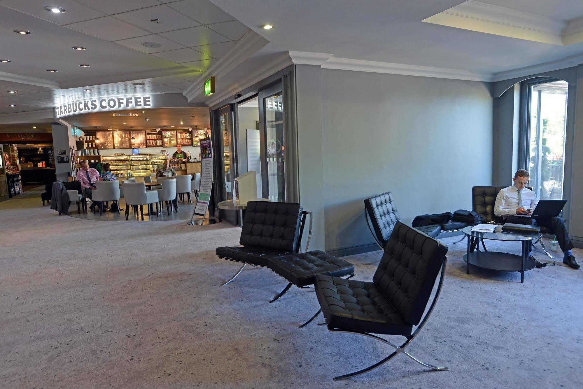 Village Hotel Coventry Eksteriør bilde